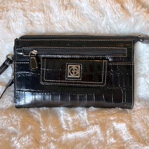Giani Bernini EUC Black Wristlet